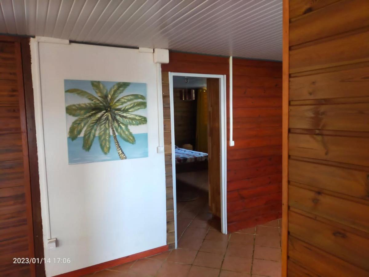 Douceur Des Hauteurs Bas De Villa, Piscine Privee Sainte-Luce Dış mekan fotoğraf